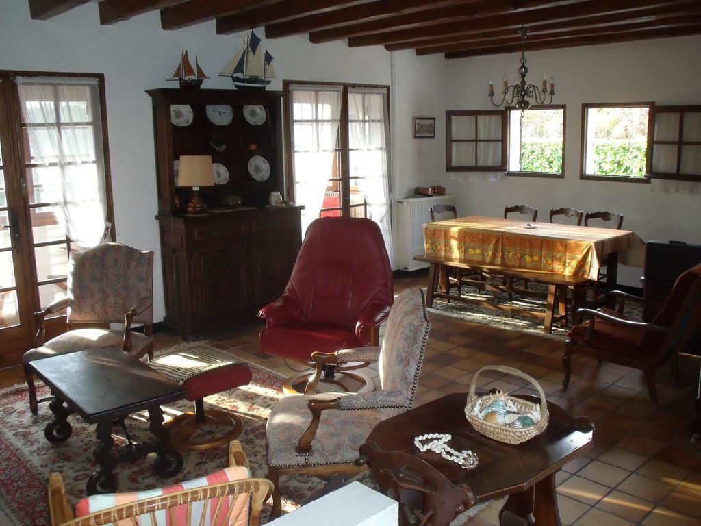Capriga Villa อาเรส ภายนอก รูปภาพ